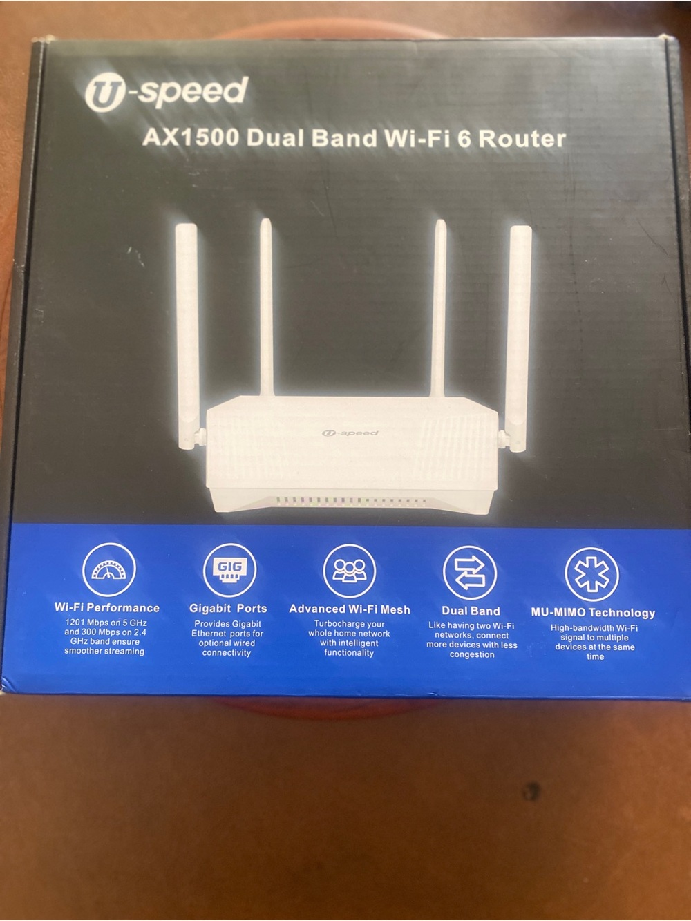 AX1500 Dual Band Wi‑Fi 6 Router — White